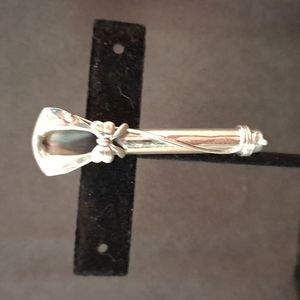 Sterling Tussy Mussy